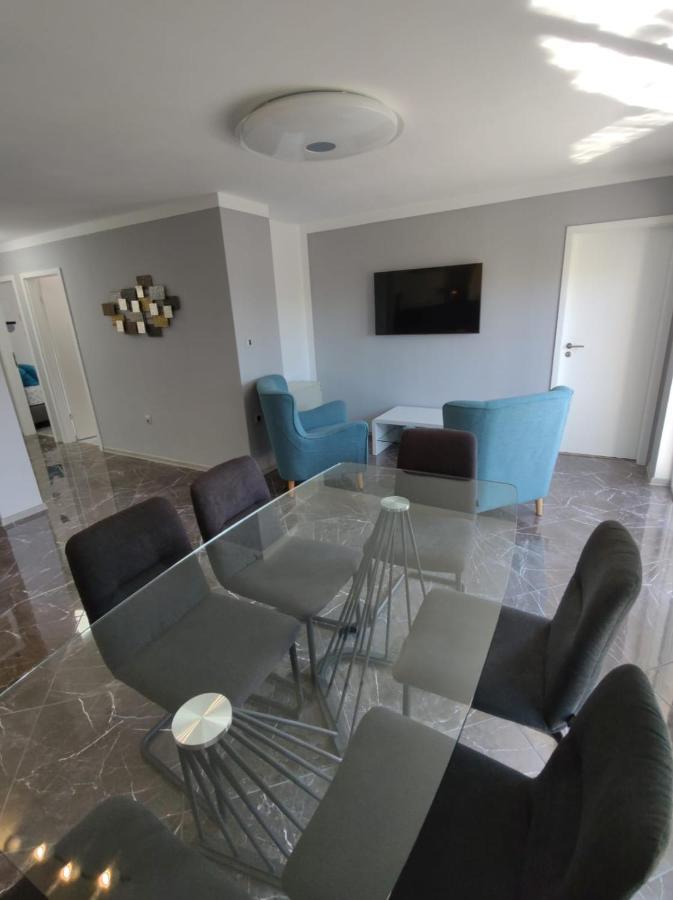 Modern Apartment Ana Rovinj Bagian luar foto