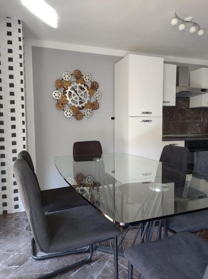 Modern Apartment Ana Rovinj Bagian luar foto